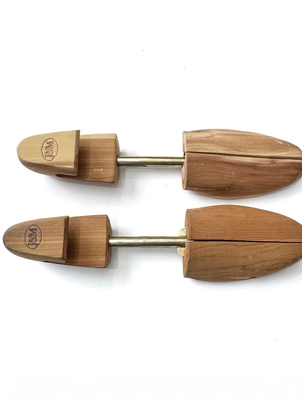 J&M Johnston & Murphy Wooden Shoe Trees Adjustable Split Toe Cedarwood Size XL